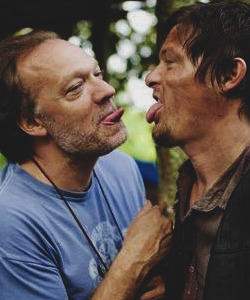 fuckingyeahnormanreedus:  THE REEDUS COLLECTION - (twd)bromancereedus 