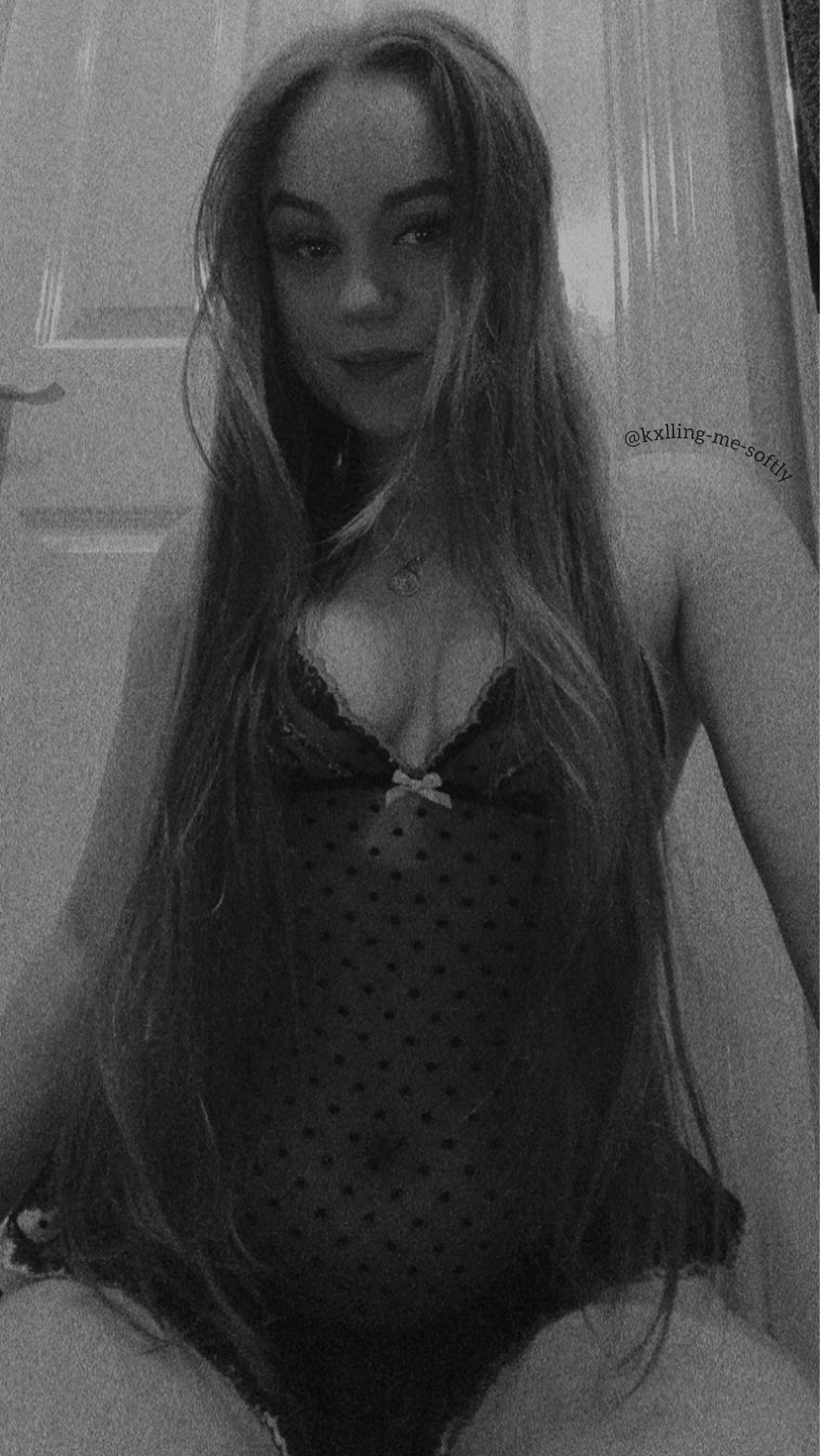kxlling-me-softly:                                      You missing me yet?