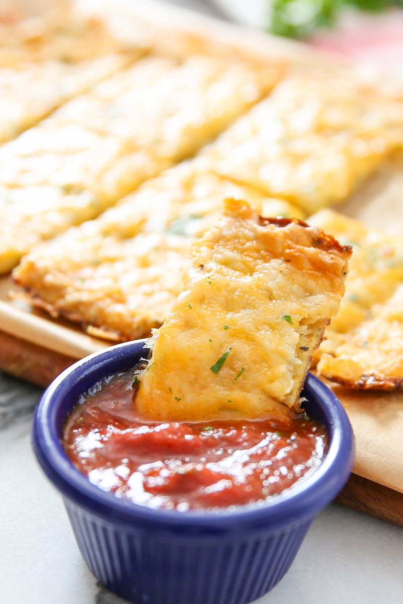 foodffs:  CAULIFLOWER BREADSTICKSReally nice recipes. Every hour.Show me what you