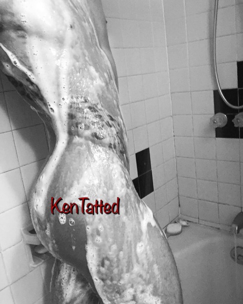 marios-nightmare:  kentattedd:  😊   Gawd DAYUM