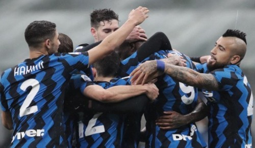 -HABER İtalya Ligi'nin 13. haftasında Inter ile Spezia karşı karşıya geldi. Inter rakibini 2-1'lik s