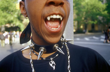 Porn samurairobotics:A black teenage ghetto Goth photos