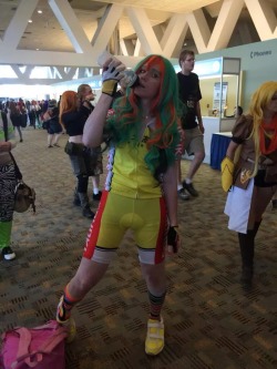 demigirlmaki:  Also this?? Thanks appledress for taking this stupid pic bc wtf this pose actually looks good??  