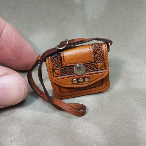 a-mini-a-day: Deb Mackie - Whitehorse Studio