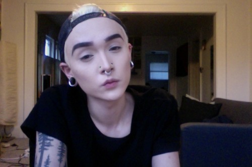 ego-x:  xprettyxboyx:  xprettyxboyx:model management   I had this hair for maybe six days tops. I miss it.   that face structure is just marvelous!  Oh my