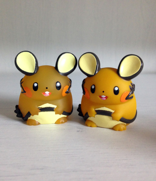 zombiemiki:Special clear version of the Dedenne Kid that came packaged with the latest Pokemon Fan (