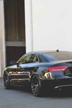 wearevanity:  Audi A5 with FF01 Wheels © 