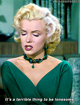 vintagegifsdaily:gentlemen prefer blondes (1953); dir. howard hawks