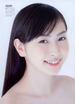 fktn:  Magazine,%20Uemura%20Akari-480646.jpg 