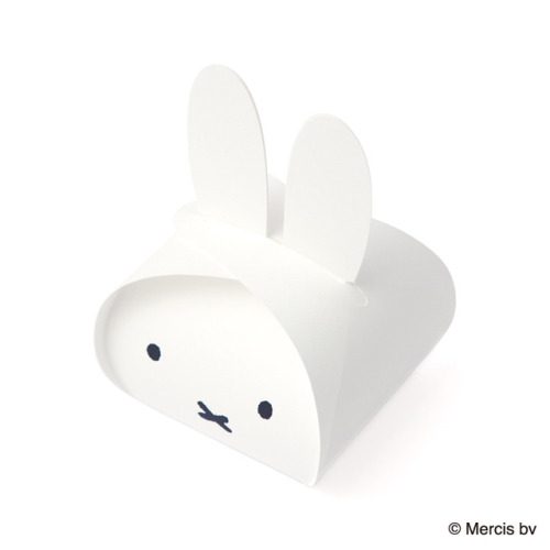 Dutch artist Dick Bruna’s Miffy tea packaging by Amabro is too too cute!!!