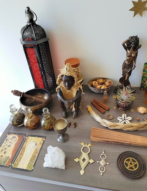 jeneka:☀️I had to remake my altar since I moved with my boyfriend and because I’ve  evolv