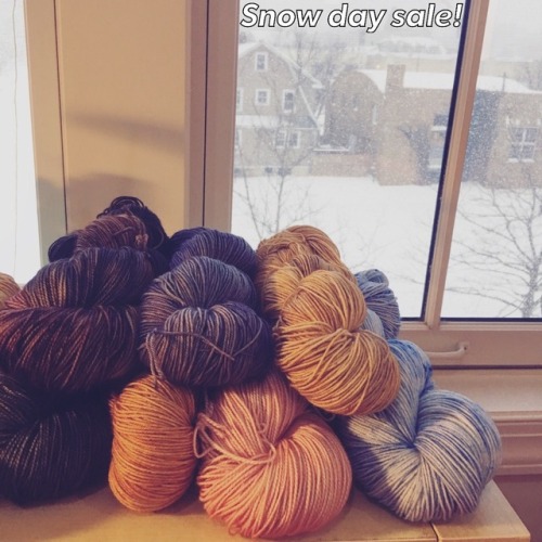 ❄️❄️SNOW DAY SALE❄️❄️ We hope everyone is staying in and planning to knit today! Use code &ldquo