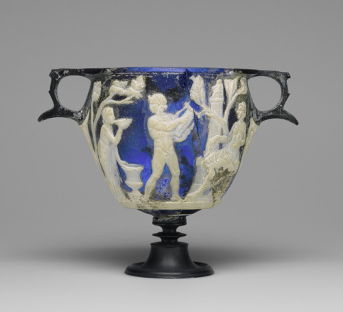 theancientwayoflife:~ Cameo Glass Skyphos. Culture: Roman Place of origin: Roman Empire  Date: 25 B.C. - 25 A.D. Medium: Glass
