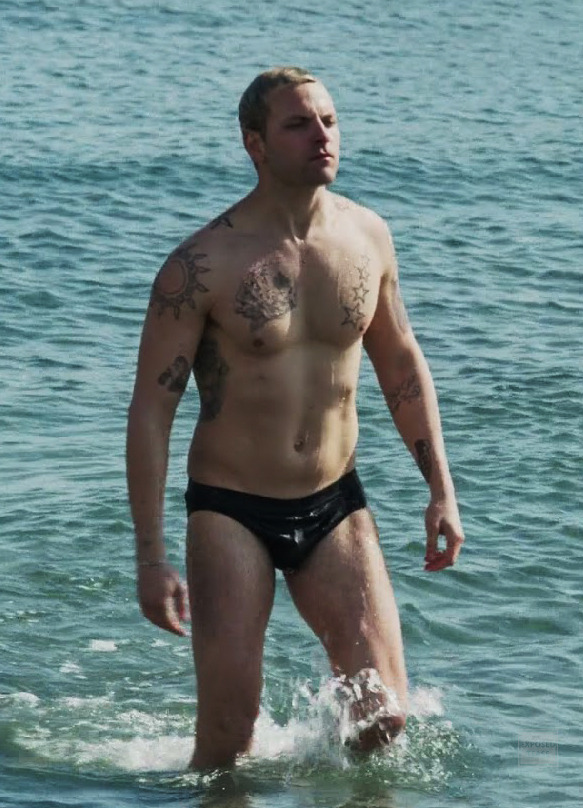 celebrityscenes:  Alessandro Borghi in Suburra