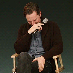 midnytemercury:  Apple Q&amp;A - Moffat sends Benedict actual 6 year old into