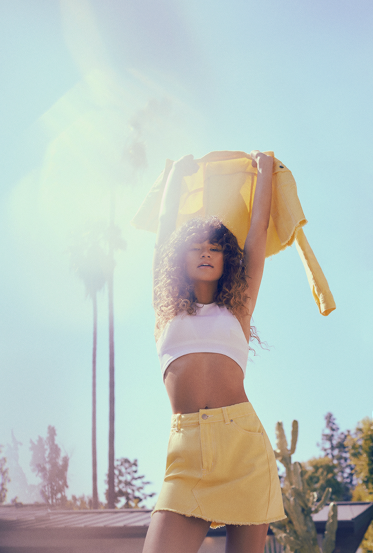 cendaya:ZENDAYA BOOHOO 