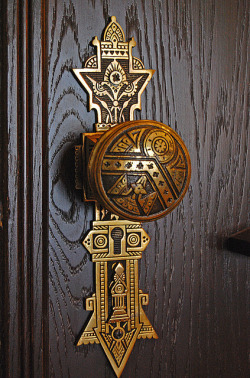 reluctantpaladin:  Ornate Door Knob by Mark…L