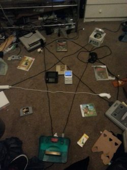 howdoesoneusetumbl:  Trying to summon the new zelda games. 