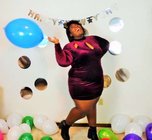 sunshinerepublic: plussizeneverlookedsogood: HAPPY NEW YEAR!!! XD Here’s to another year of jo
