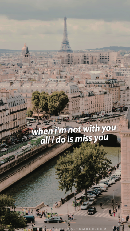 acciolockscreens:  paris in the rain // lauvlike/reblog if saved/usedfollow us for more lockscreens ♡