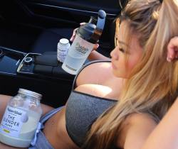 ig-ba:  Got my @proteinworld skenderblender ✔️ and multivitamin ✔️On my way to the gym for Monday leg day 💪🏼🏋 by jojo_babie instagram://user?username=jojo_babie