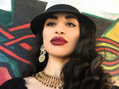 taniateyacapan:  PACHUQUITA DEL BARRIO :.