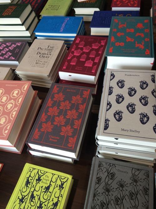 totes-my-notes: Look at the beautiful books.