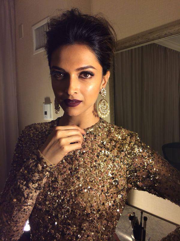 Deepika padukone wardrobe malfunction