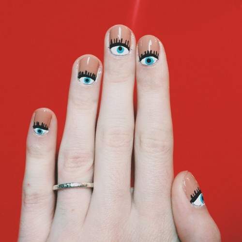 Spent way too long on this nail art. #eyeballs #nails