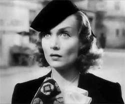 unforgettable-angels:Carole Lombard (October 6th, 1908 - January 16th, 1942)“You can trust that litt