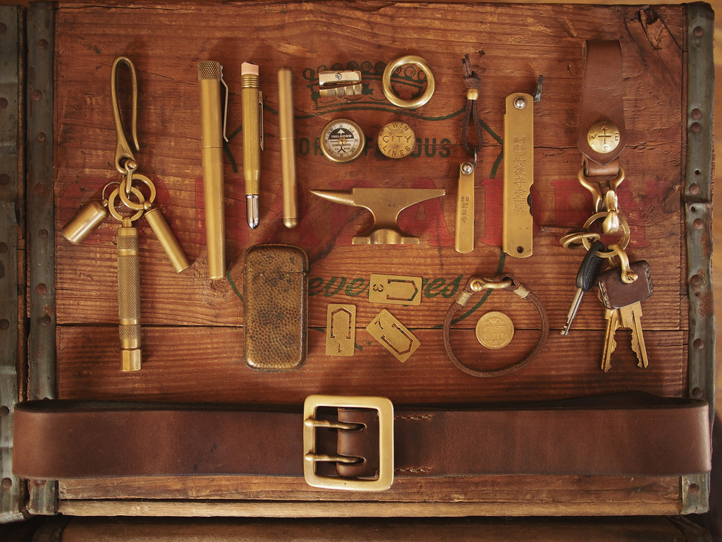 dukeandsons:  (by Hollows Leather)