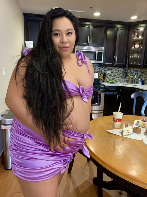 Mochiibabiifeedii:  Birthday Bbw Doing What She Does Best 😈
