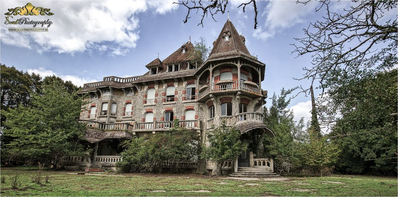 steampunktendencies:  Manoir Colimaçon, France.  Soulphotography [ Twitter | Instagram