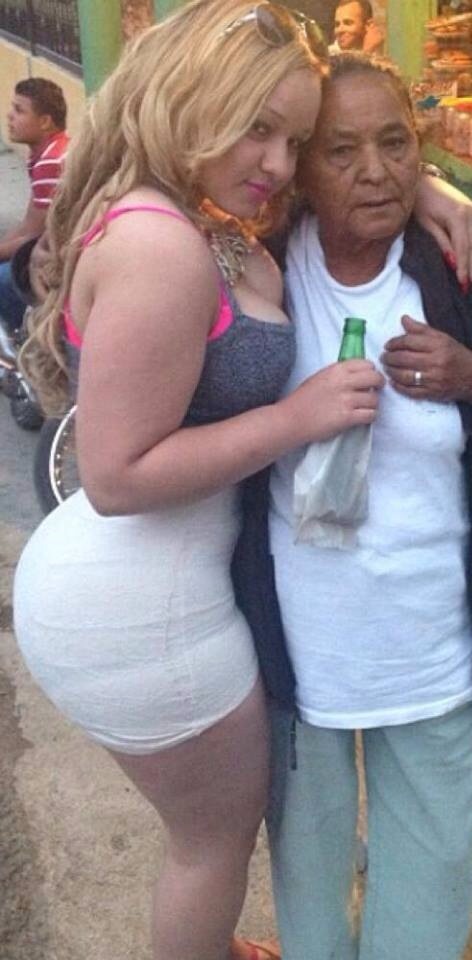 iseebigbooty:  thickazzgirlz:  isamar  Can I have a hug?