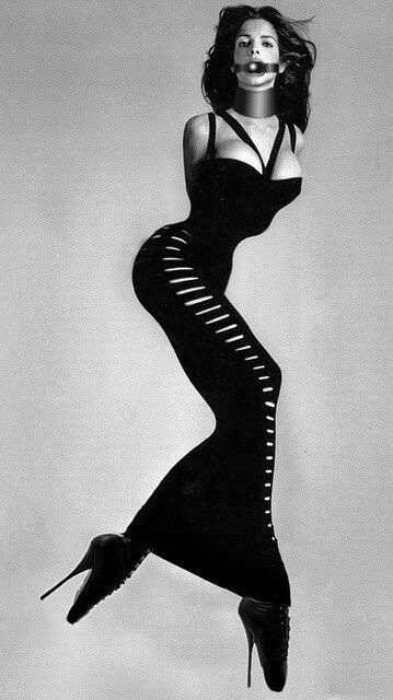 ladyinlatex:  So beautiful xxx 