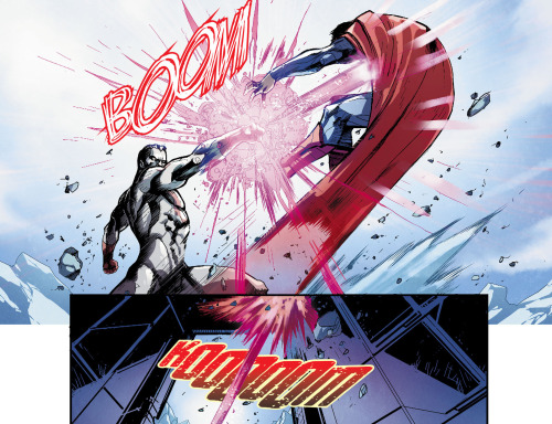 towritecomicsonherarms:  Captain Atom vs Superman  Injustice: Gods Among Us #32