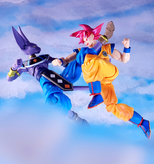 &ldquo;So this is the Super Saiyan God?&rdquo;#DragonballSuper #Goku#Beerus
