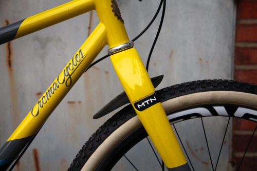 velo-c:  Crema Cycles Static Rigid