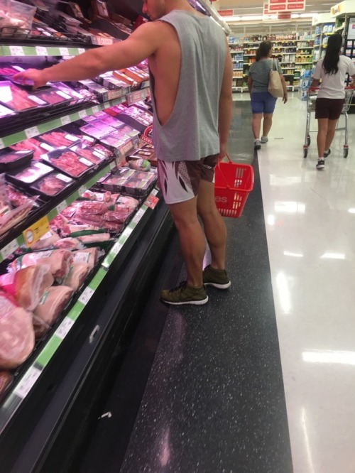 no1holdenfan:Saw this hottie at my local Coles. I wanted to fuck him over the chicken fillets. Check
