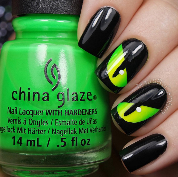 nailpornography:  Spooky Eyes 