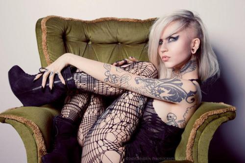 altmodelgirlcrush:  Sara Fabel