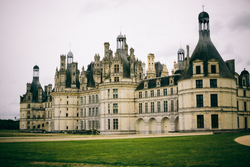 vintagepales:Château de Chambord by Michael Yan.