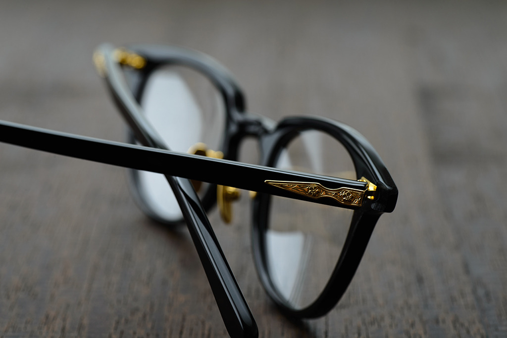 金子眼鏡 | KANEKO OPTICAL - 黒×ゴールド 金子眼鏡 ｢KCG-07R｣