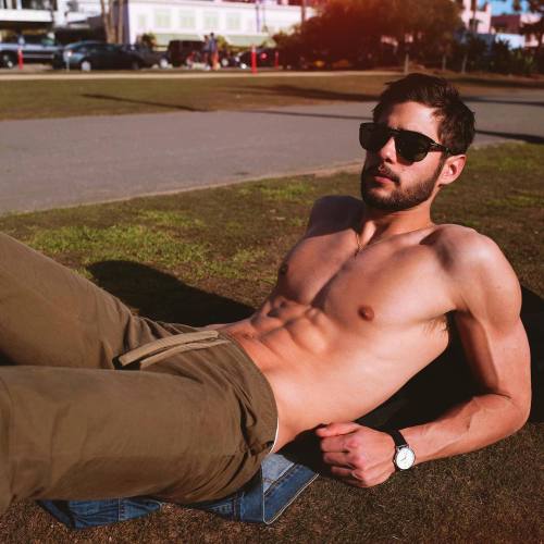 rapideyesmovement:  Rene Grincourt