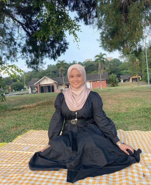 Besar Sangat Bra Jiran Ni .pancut Letak Balik La 