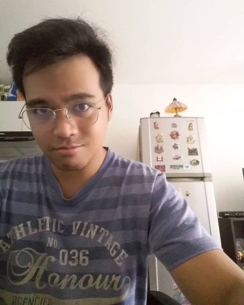 Messy Hair, Don't Care... I'm Just At Home Anyway... Hehehe #wfh #stayhome #songkran #covid19 #instapost
