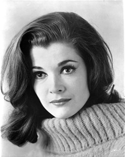 casliyn:Rest In Peace, Jessica Walter. 