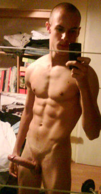 Maleselfies:  Dudes-Exposed:  Straight Dude Exposed.  Http://Www.dudesexposed.com/Photosets-31/