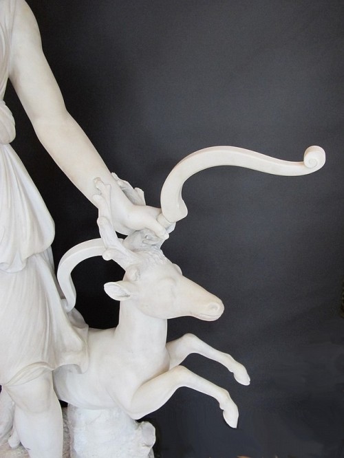 Antonio FRILLI (c.1880-1920) marble of Diana hunter