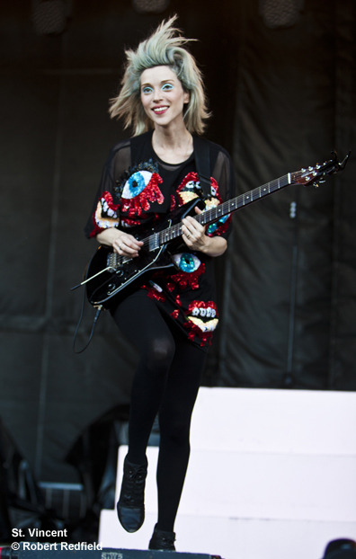 eleonora-goescrazy:  Glorious Annie is glorious! Austin City Limits Festival 2014. by: Robert Redfield for undertheradarmag 